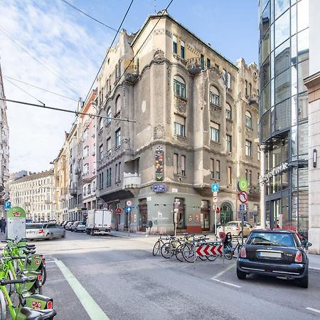 Very Central - Small Studio For Solo Traveller Budapest Eksteriør bilde