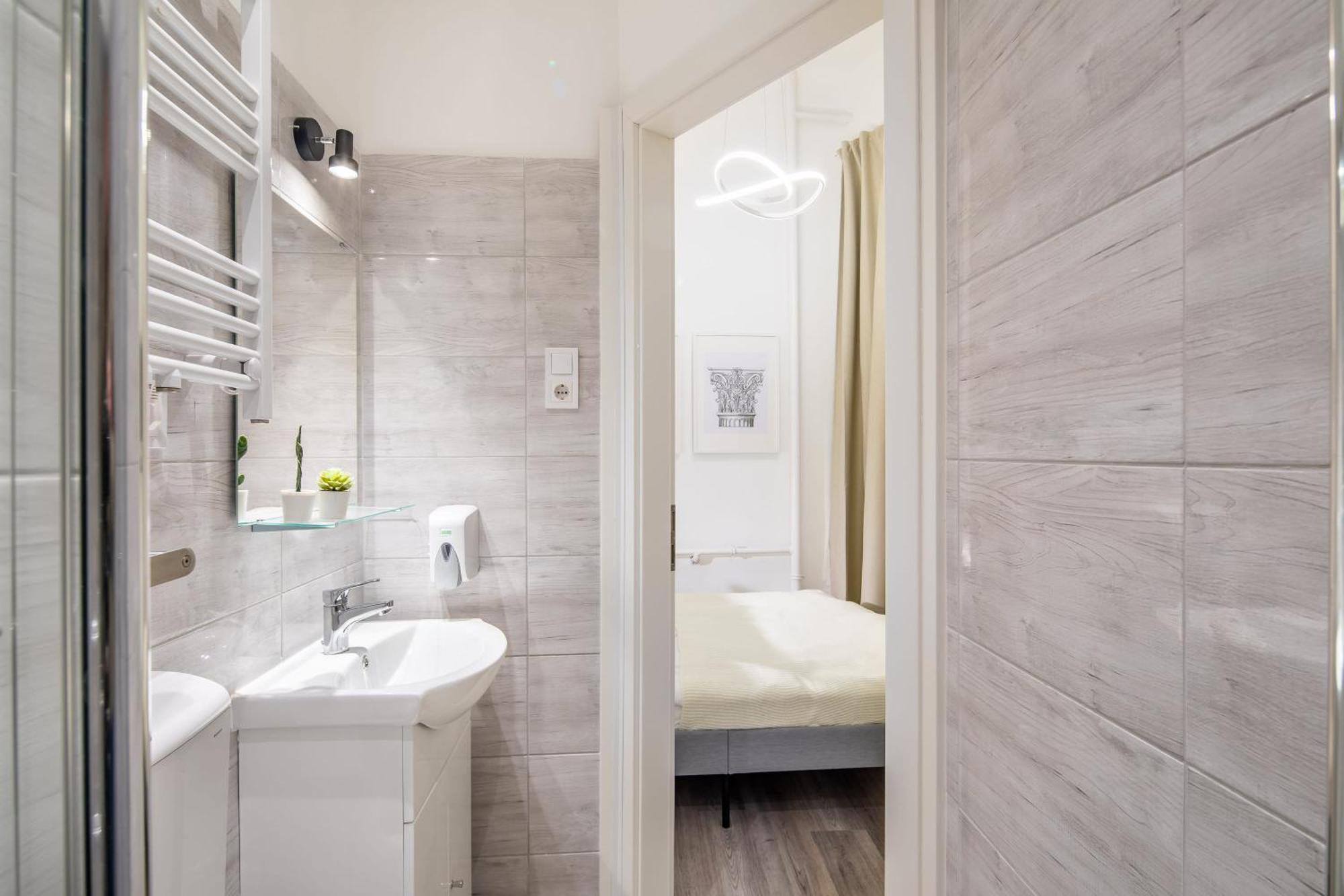 Very Central - Small Studio For Solo Traveller Budapest Eksteriør bilde