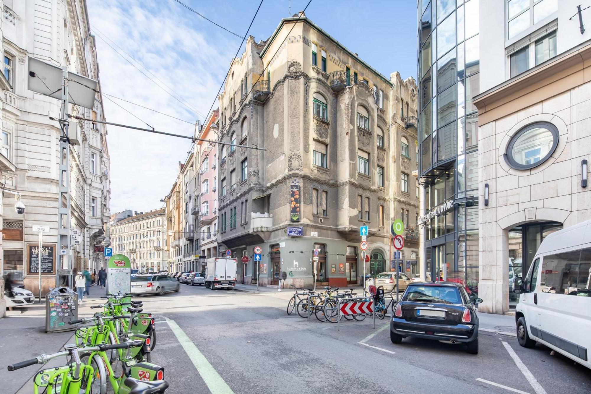 Very Central - Small Studio For Solo Traveller Budapest Eksteriør bilde